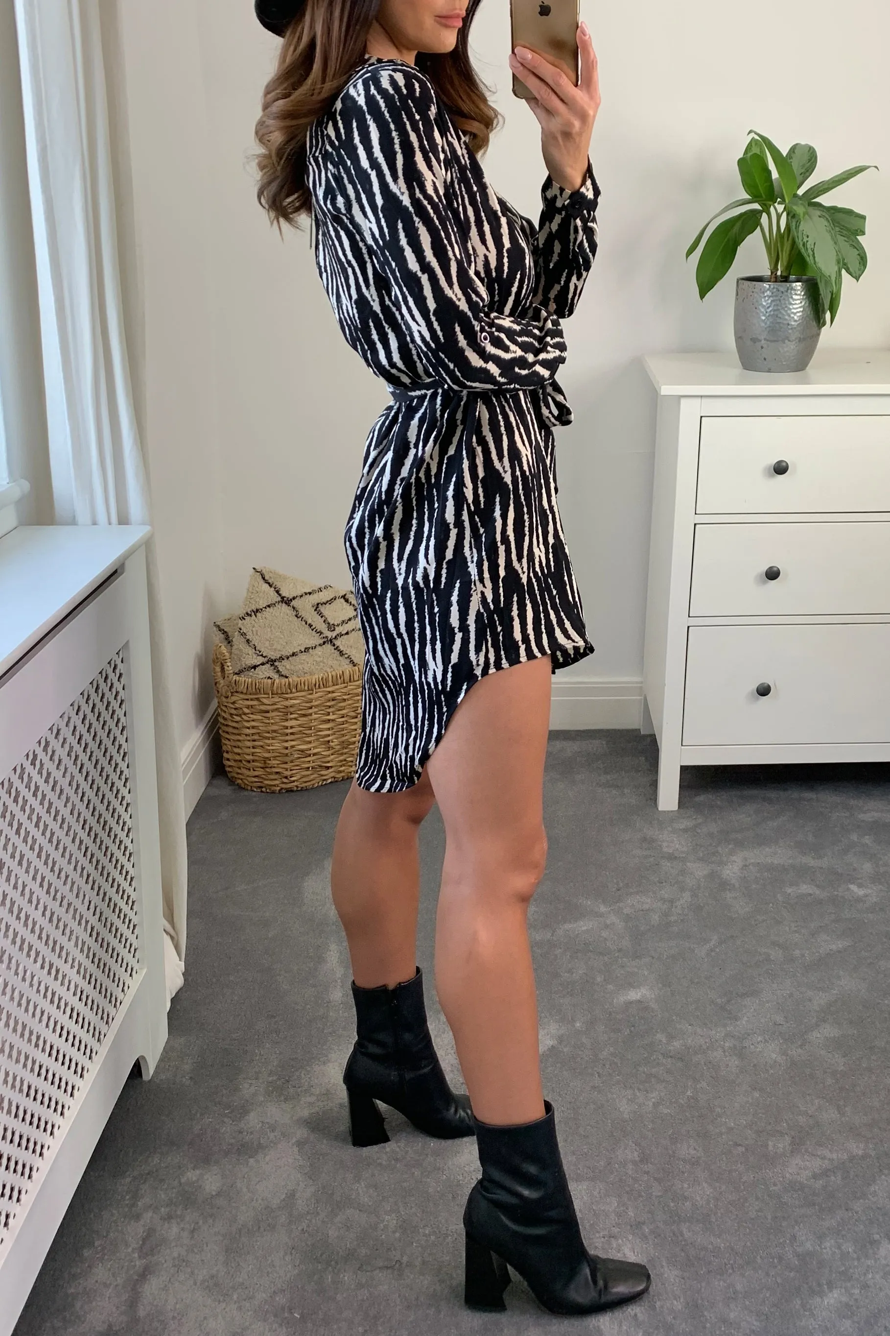 Abstract Print Shirt Dress BLACK