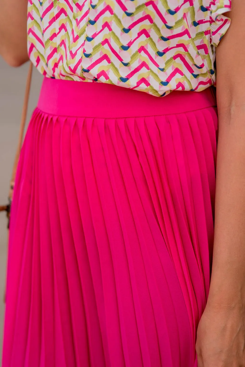 Basic Pleated Maxi Skirt