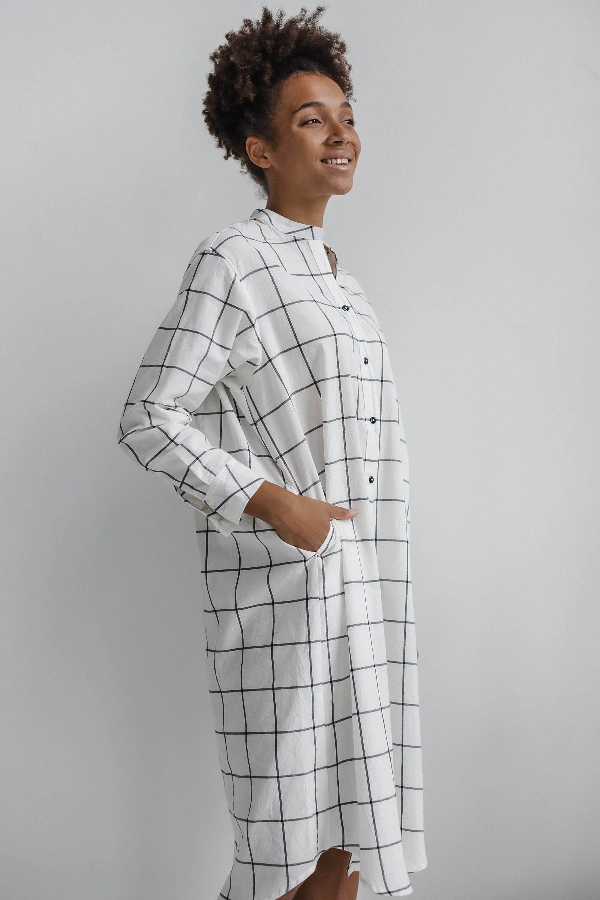 Long Sleeve Sleepdress — Gridded White