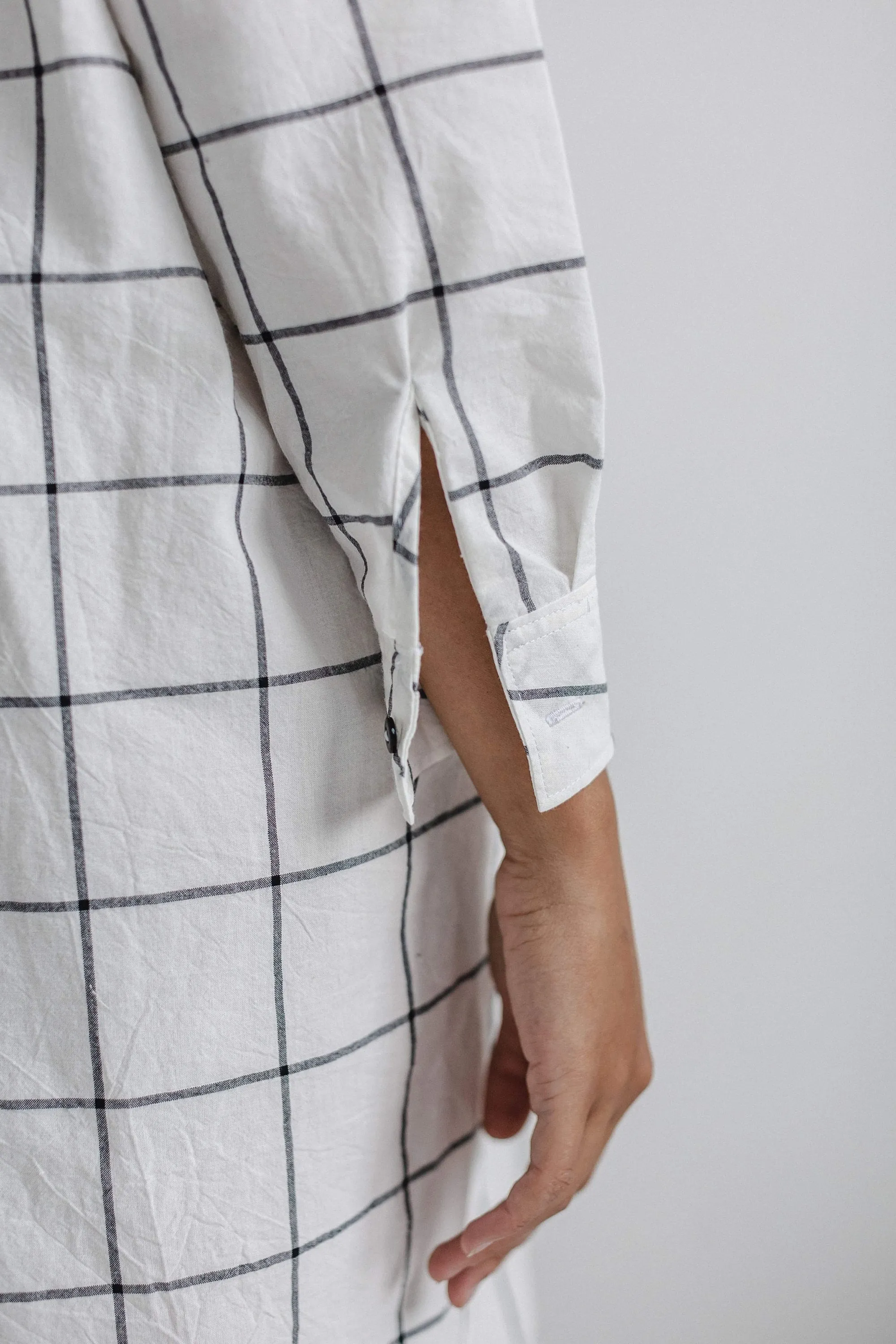 Long Sleeve Sleepdress — Gridded White