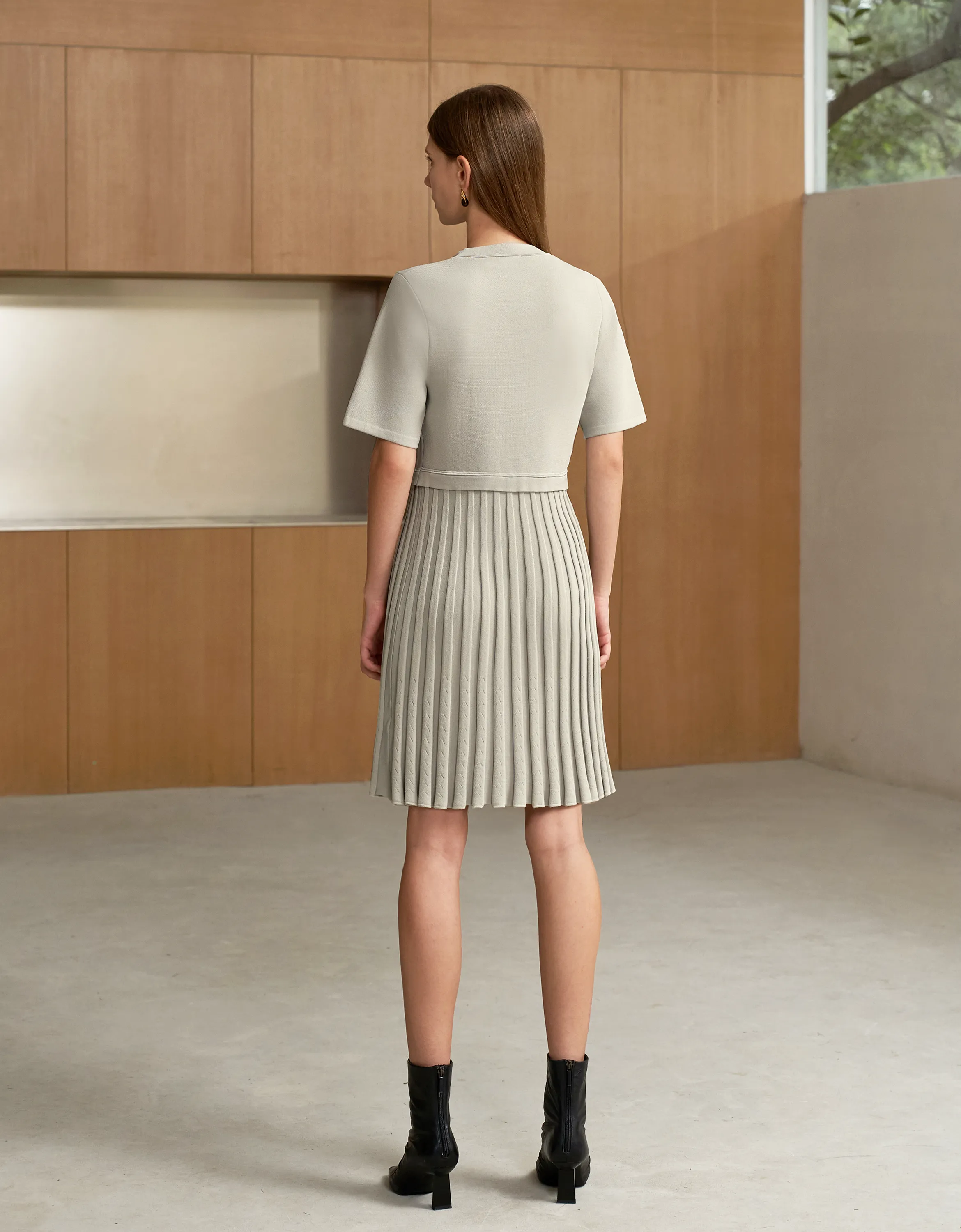 Pleated Skirt Short Sleeve Knit Dress